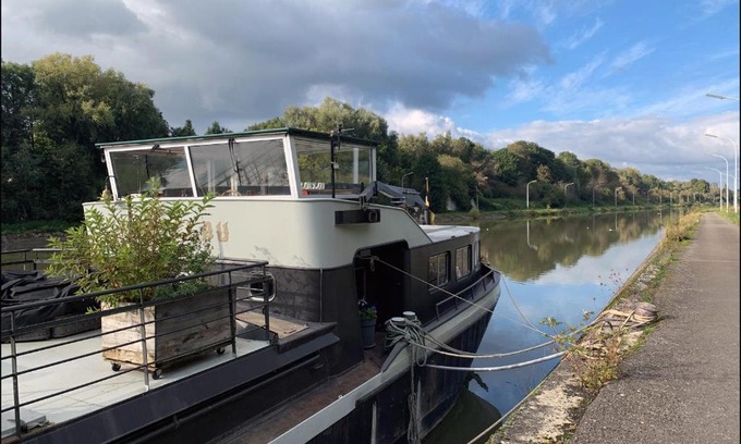 Braine-le-Comte Apartment | Péniche Rayclau