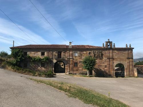 Valdeolea Villa | PALACION DE LAS HENESTROSAS