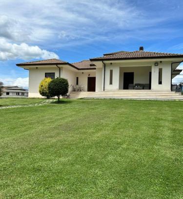 Atina House | Pagnani Guest House