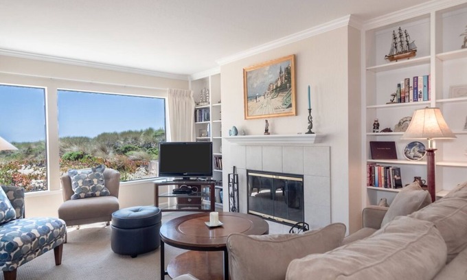 Pajaro Dunes Condo | Pajaro Dunes Resort Cozy 2 Bedroom - Steps to the Beach Easy Access No Stairs