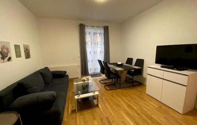 Bruck an der Leitha Apartment | Paky Appartements 00322