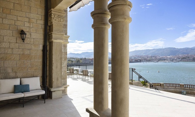 Algorta Hotel | Palacio Arriluce Hotel