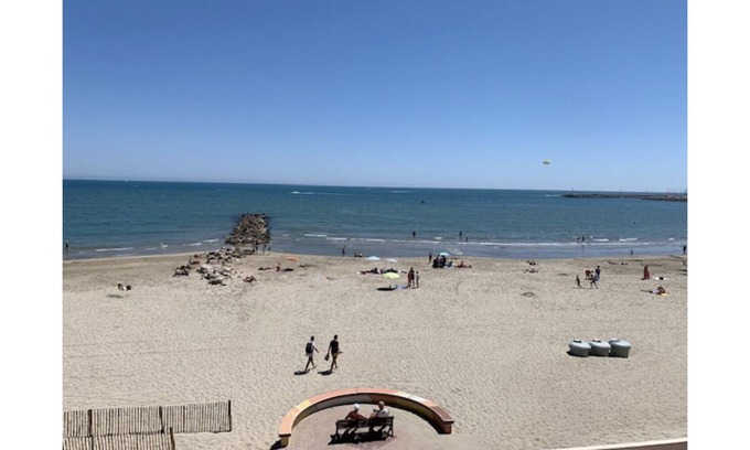 Palavas-les-Flots Apartment | Palavas Superb T3 71m2 1st line sea view