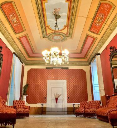 Mola di Bari Bed & Breakfast | Palazzo Introna