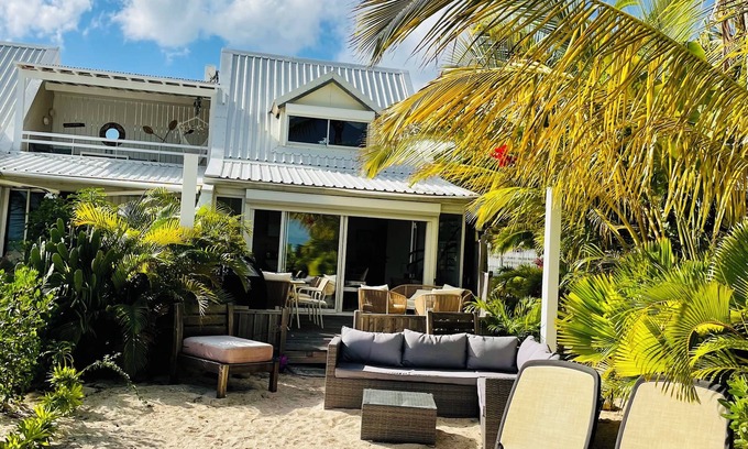 Nettle Bay Apartment | Palm Beach - NBBC - 3 Bedrooms beachfront