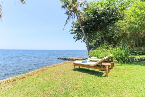 Bukti Villa | Palm Beach Villas Bali