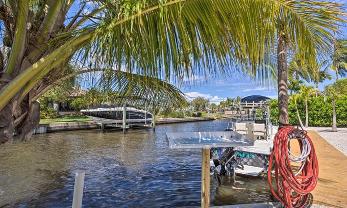 Palm City House | Palm City Canalfront Home with Boat Dock and Fire Pit!