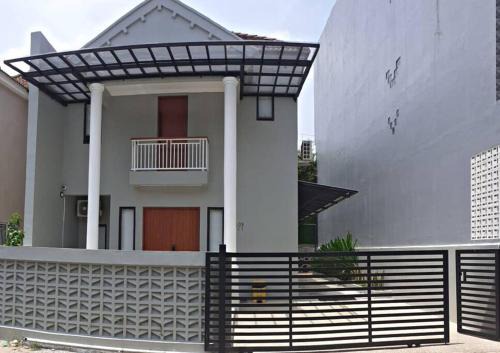 Lubuk Baja House | Palm Spring Batam 3 Bedroom