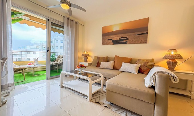 Costa Adeje Apartment | Pambnb - Cozy Apartment in Playa Paraíso