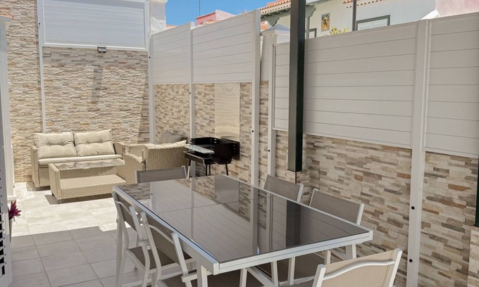 Los Gavilanes House | Pambnb - House next to the Beach, Terrace, Fiber Wi-Fi, BBQ