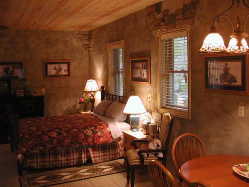 Custer Apartment | Pancho's Hideout