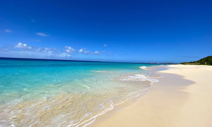 Long Bay Village Villa | Panoramic Beachfront Villa