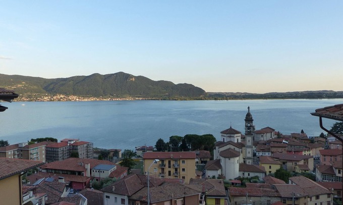 Predore House | PANORAMIC HOUSE IN THE HISTORIC CENTER