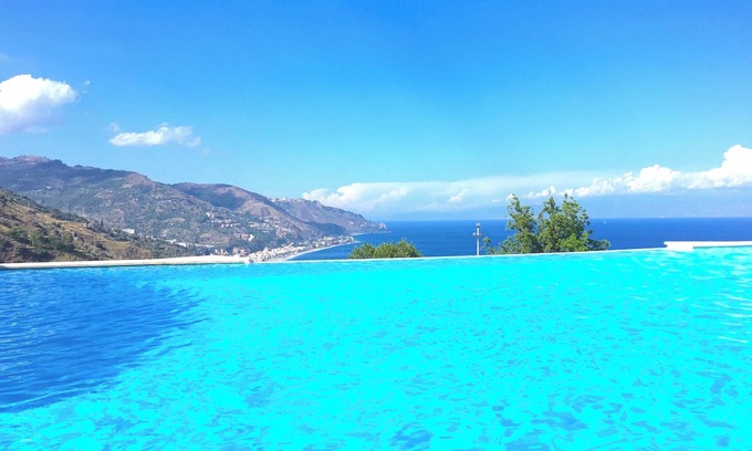 Taormina Apartment | PANORAMIC RESIDENCE TAORMINA Apartment with Sea View Pool Terrace