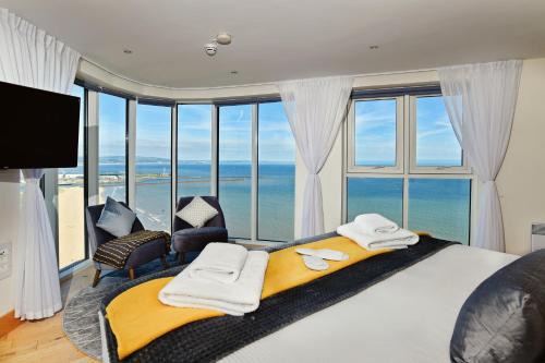 Castle Apartment | Panoramic sea views - Luxury 5 Star Penthouse