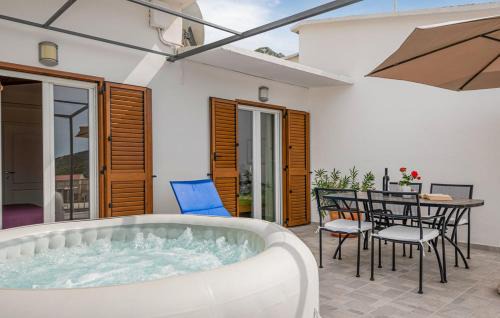 Gornja Brela Apartment | Panoramico apartment, private jacuzzi