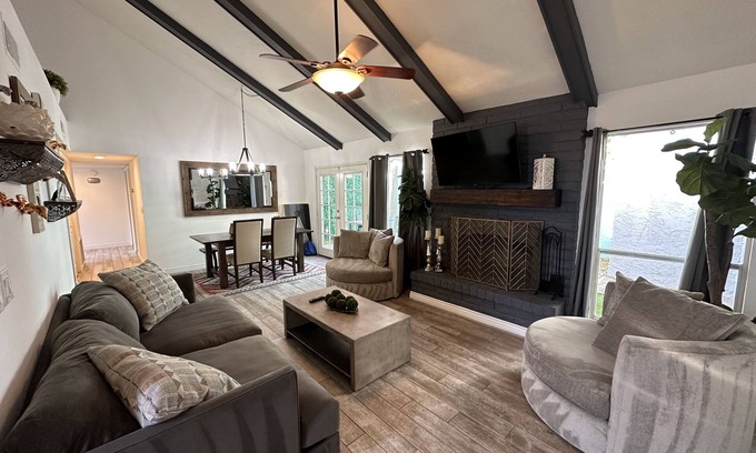 Tempe House | Papago Paradise near heart of Scottsdale and Tempe!