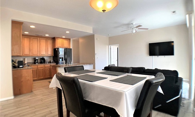 Mesquite Condo | Par Haven by Mesquite Vacation Rentals with Private Balcony and $510 in free daily activities