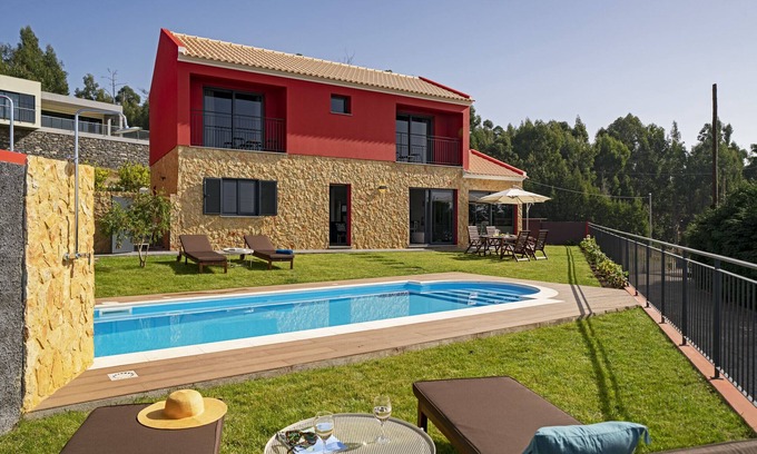 Ponta do Pargo Villa | Para famílias com vista mar e piscina aquecida, Felicidade Rocha I