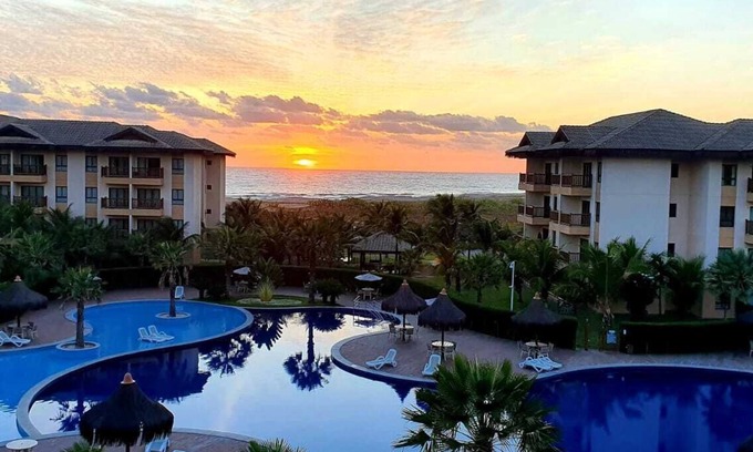Pecém Apartment | PARADISE!04 PEOPLE-FOOT IN THE SAND VG SUN CUMBUCO-ACADEMIA, POOL, COMPLETE KITCHEN