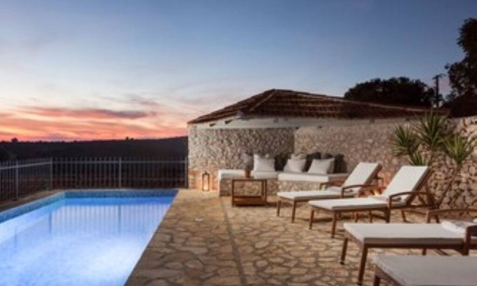 Vinisce Cottage | Paradise cottage with heated private pool