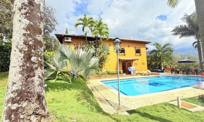 San Jeronimo Cabin | Paradise in San Jeronimo with Air Conditioning and Pool