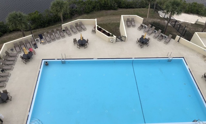 Hudson Condo | Paradise Island