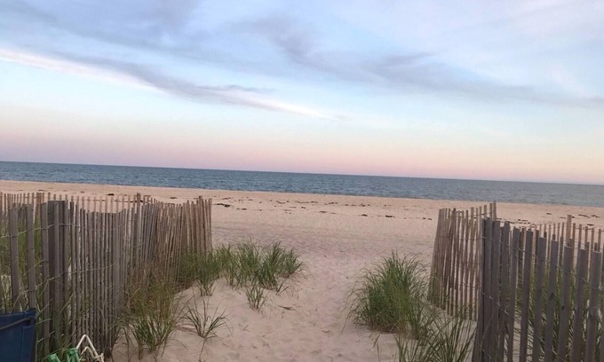 Ocean Bay Park House | Paradise so close to NYC