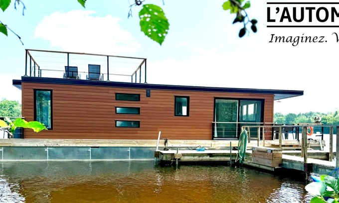 Mauricie House | Parc de l'île Melville 1 - Maison flottante