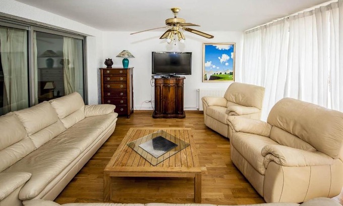 Suresnes Apartment | Paris Belvedere With Panoramic View On Paris And Eiffel Tower