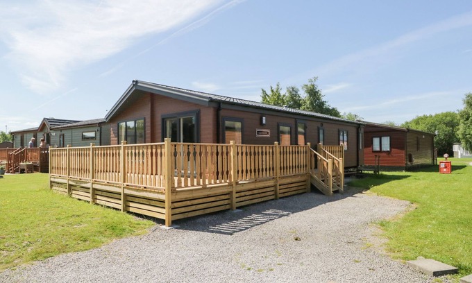 Yealand Conyers Cottage | PARKERS PLACE, pet friendly, with a garden in Carnforth