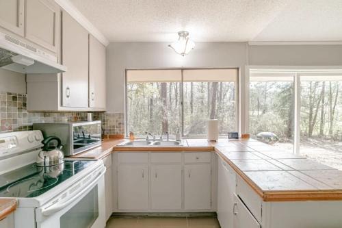 Mobile House | Parkhill Place- Mins from University of South AL