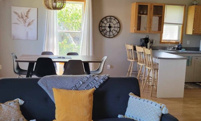Pointe-du-Chene Cottage | Parlee Beach house on Gary