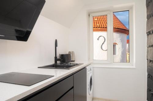 Parnu Apartment | Pärnu Old Town Apartment with Patio
