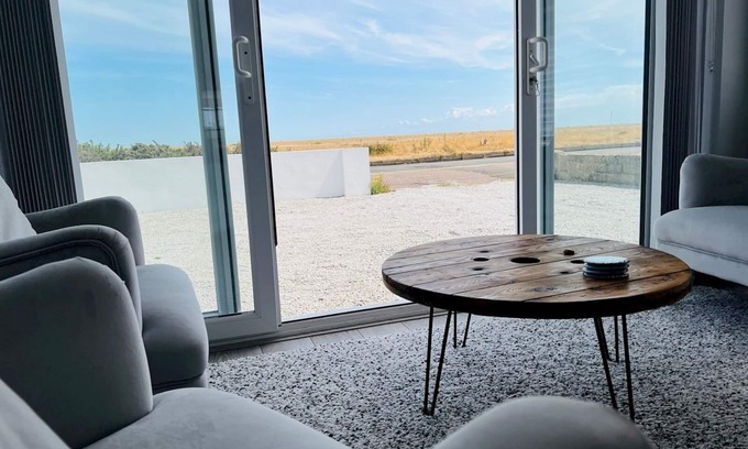 Lydd-on-Sea House | Pass the Keys | Fabulous Beach Front Holiday Location!