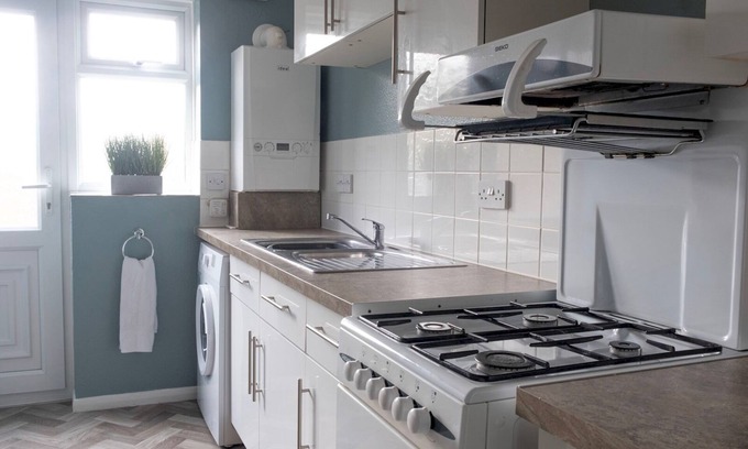 Scunthorpe House | Pass the Keys | Flat close to amenities