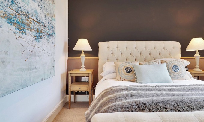 Cowden House | Pass the Keys | Lovely Countryside Barn Conversion Cottage