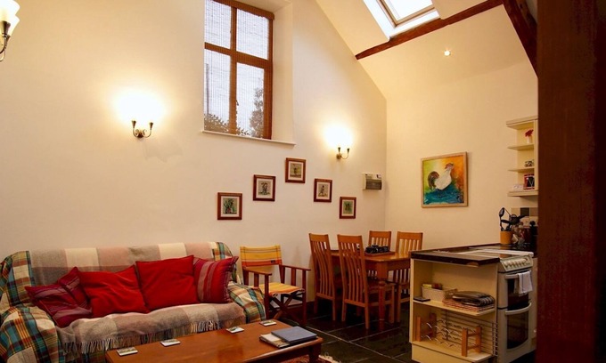 Glandyfi House | Pass the Keys | Nant-y-Bwythyn