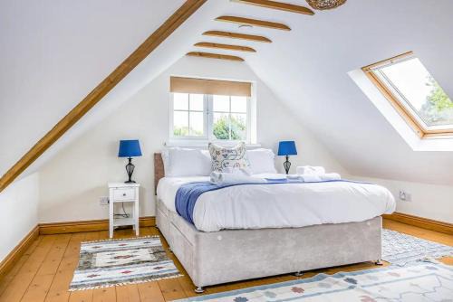 West Wittering House | Pass the Keys Walk to West Wittering Beach