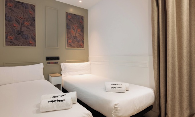 Eixample Apartment | Passeig de Gracia by Enjoybcn