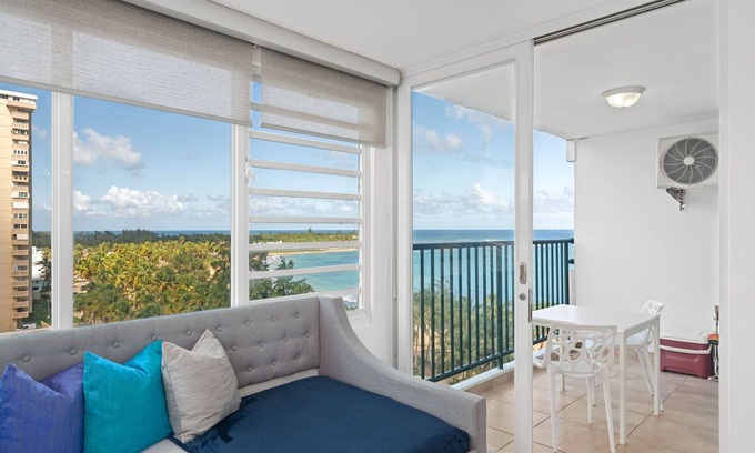 Vilomar Condo | PAUL'S BEACH AND MOUNTAIN VIEW, BEAUTIFUL ONE BEDROOM PLAYA AZUL!