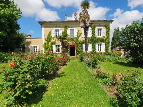 Pouy-de-Touges House | Pause Campagne - Chambres d'Hôtes