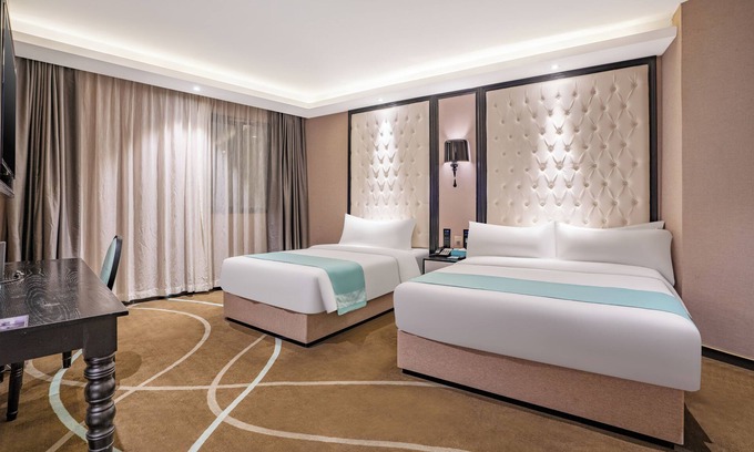 Haizhu Hotel | Pazhou XANA Deluxe International Hotel Pazhou Convention and Exhibition Center Changgang Subway Metro Branch - Free Shuttle Bus to Canton Fair Complex During Canton Fair Period