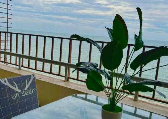 Taman Haji Zainal Apartment | PD SEAVIEW VIP Staycation w WiFi