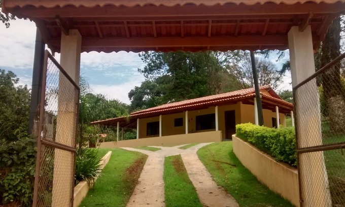 Socorro House | peace and tranquility with practicality, house just 100 meters from local shops