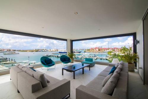 Cole Bay Apartment | Peace of Mind - Las Brisas