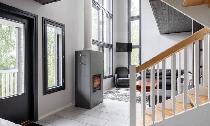Muurame House | Peaceful 2BR Getaway Cabin at the Top of Riihivuori next to Ski Slopes