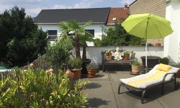 Neuwied Apartment | Peaceful Apartment "Beletage" Close to Centre with Terrace & Wi-Fi