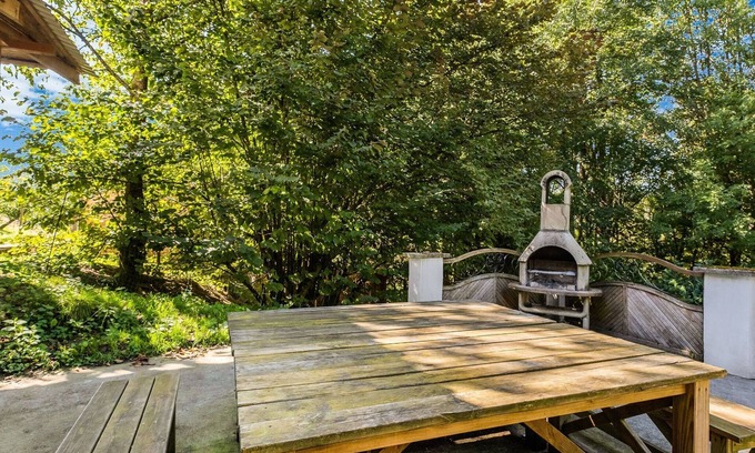 Schwalefeld Apartment | Peaceful Apartment in Schwalefeld with Garden