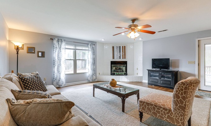 Council House | Peaceful Delco Family Home w/Private Deck!